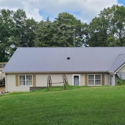 Buy this 3 bed house on Douglas Road in Browder, Muhlenberg County