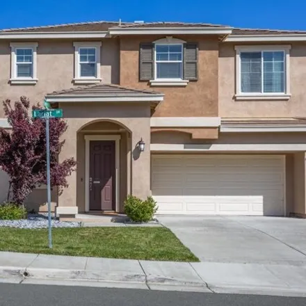 Buy this 4 bed house on 2169 Lariat Drive in Fairfield, CA 94534