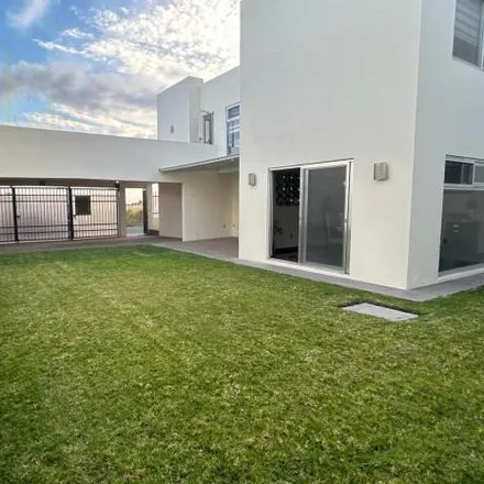 Buy this 3 bed house on Santa Fe in Delegaciön Santa Rosa Jáuregui, 76100 Juriquilla