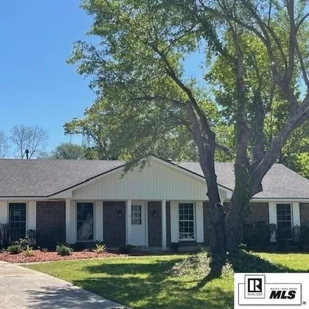Buy this 3 bed house on 101 Sutton Place in Pecan Bayou, Ouachita Parish