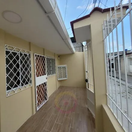 Buy this 2 bed house on 7° Peatonal 33 NO in 090704, Guayaquil