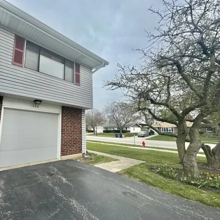 Rent this 2 bed condo on 100 North Salem Drive in Schaumburg, IL 60194