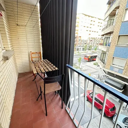 Image 2 - El Dorado, Calle Pilar Sinués y Navarro, 50010 Zaragoza, Spain - Apartment for rent