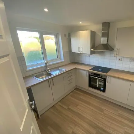 Image 4 - Farnham Close, Pity Me, DH1 5FL, United Kingdom - Room for rent