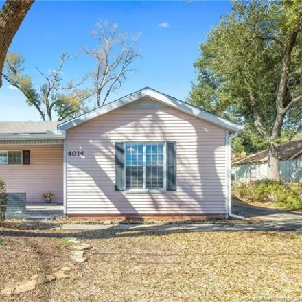 Buy this 2 bed house on 4064 Center Street in Lake Charles, LA 70607