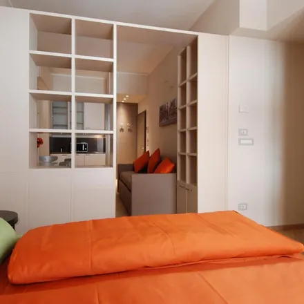 Image 5 - Via Francesco Rizzoli 18, 40125 Bologna BO, Italy - Apartment for rent