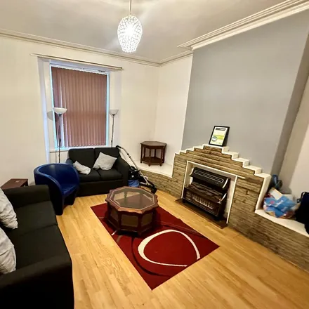 Image 5 - 13 Holberry Close, Sheffield, S10 2FQ, United Kingdom - Room for rent