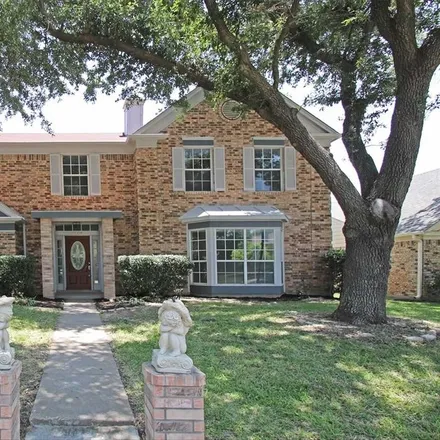 Buy this 5 bed house on 1512 Cumberland Drive in Cedar Hill, TX 75249