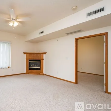 Image 9 - 420 5th St, Unit 12 - Apartment for rent