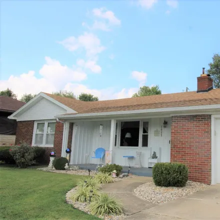 Image 2 - 1608 Taylor Avenue, Princeton, IN 47670, USA - House for sale