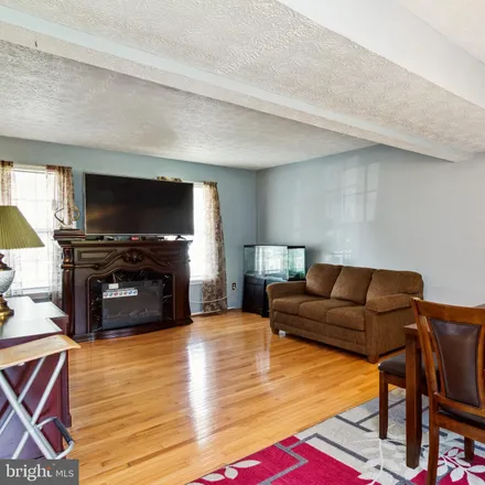Image 8 - 412 Piedmont Court, Brooklyn Park, MD 21225, USA - House for sale