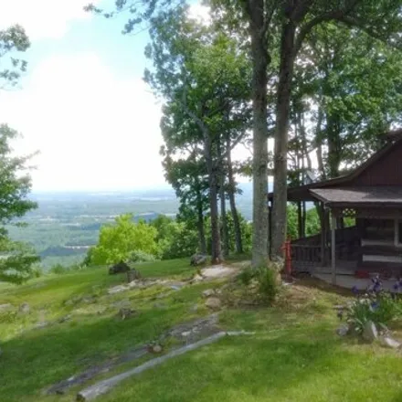 Buy this 3 bed house on 195 Quail Ridge Lane in Franklin County, TN 37306