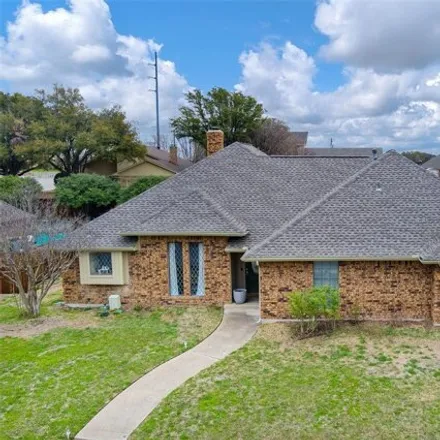 Buy this 3 bed house on 2618 Country Club Parkway in Garland, TX 75043