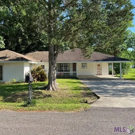 Buy this 4 bed house on 399 West Manfred Street in Gonzales, LA 70737