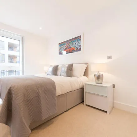 Image 7 - Elstree Apartments, Silverworks Close, London, NW9 0DW, United Kingdom - Room for rent