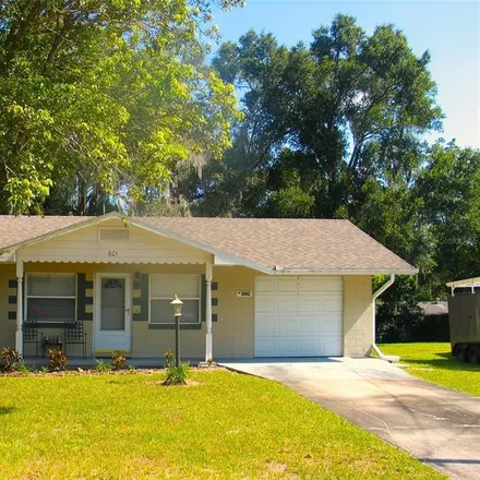 Buy this 2 bed house on 601 West Dixon Street in Orange City, Volusia County