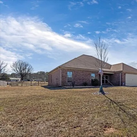 Buy this 4 bed house on 17110 Cliff Drive in Fairview, Limestone County
