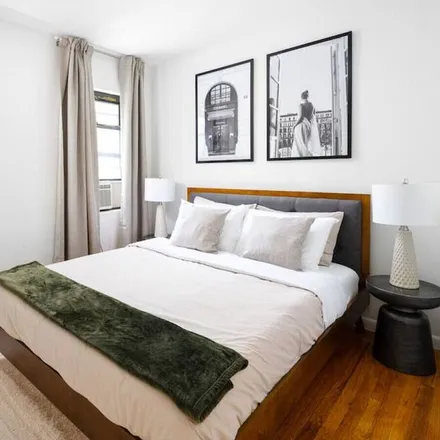 Rent this 3 bed apartment on New York