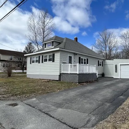 Buy this 2 bed house on 25 Merryfield Avenue in Waterville, ME 04901