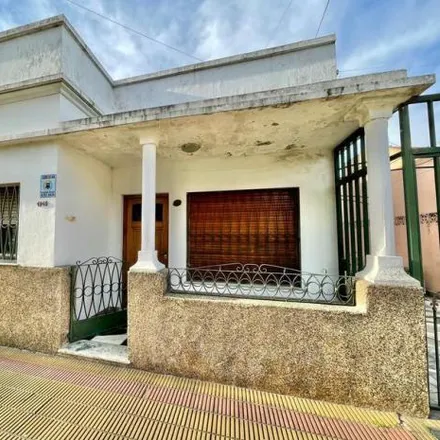 Buy this 4 bed house on Chaco 1857 in Partido de Lanús, 1822 Lanús Oeste