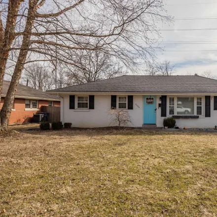 Buy this 3 bed house on 2464 Eastway Drive in Lexington, KY 40503