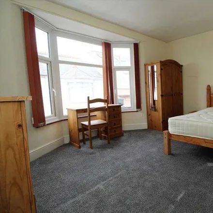 Image 5 - 2 - 32 Beaumont Avenue, Plymouth, PL4 8DX, United Kingdom - Room for rent