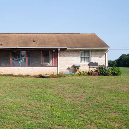 Image 4 - 1970 Temple School Rd, Dover, Pennsylvania, 17315 - House for sale