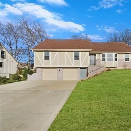 Buy this 3 bed house on 9302 Nw 76th Ter in Kansas City, Missouri