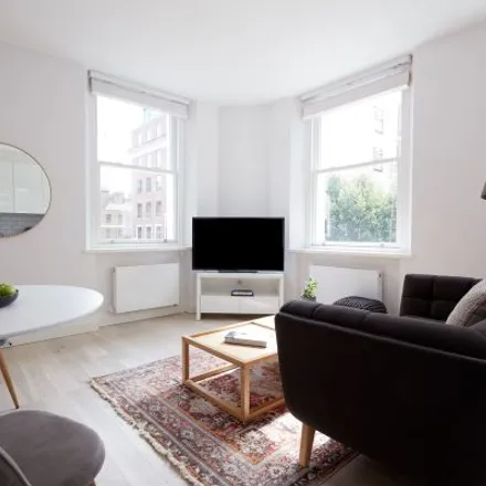 Rent this studio apartment on Yang's Palace in 33 Bloomsbury Way, London
