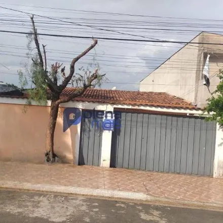Buy this 4 bed house on Rua Manoel Bandeira in Amores, Hortolândia - SP