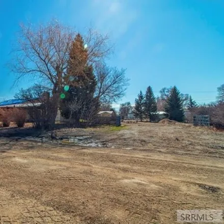 Image 7 - 233 West Salmon Avenue, Arco, Butte County, ID 83213, USA - House for sale