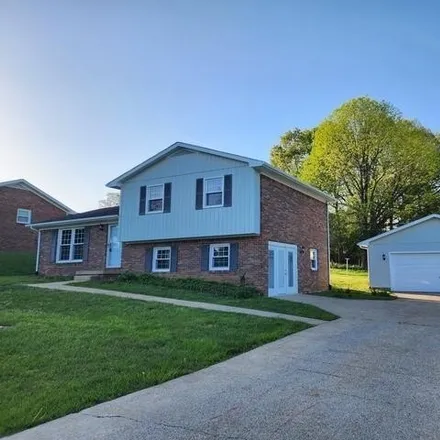 Buy this 3 bed house on 445 Britt Street in Leitchfield, KY 42754