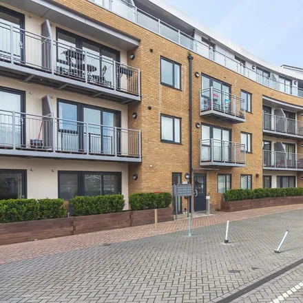 Rent this 2 bed apartment on Smeaton Court in Hertford, SG13 7AL