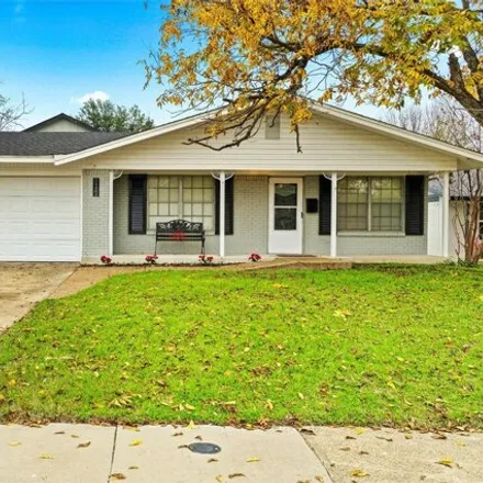 Buy this 3 bed house on 12403 Sunland Street in Dallas, TX 75218