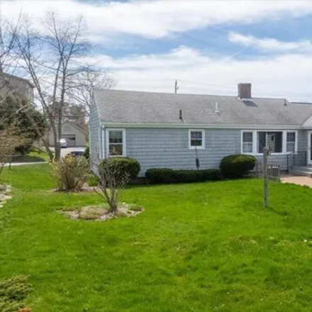 Image 3 - 13 Depot Road, Falmouth, ME 04105, USA - House for sale