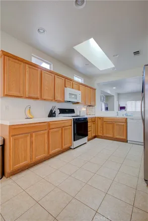 Image 3 - 1339 Edgewater Court, Buhach, Atwater, CA 95301, USA - House for sale