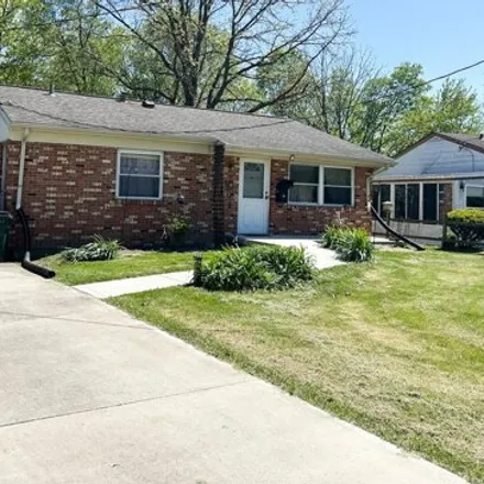 Buy this 3 bed house on 32 Juarez Circle in Covington, KY 41017