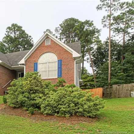 Image 2 - 813 Larkspur Drive, Country Club North, Fayetteville, NC 28311, USA - House for sale