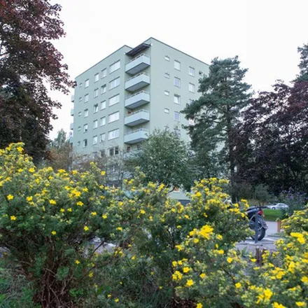Rent this 1 bed apartment on Regementsgatan in 645 35 Strängnäs, Sweden
