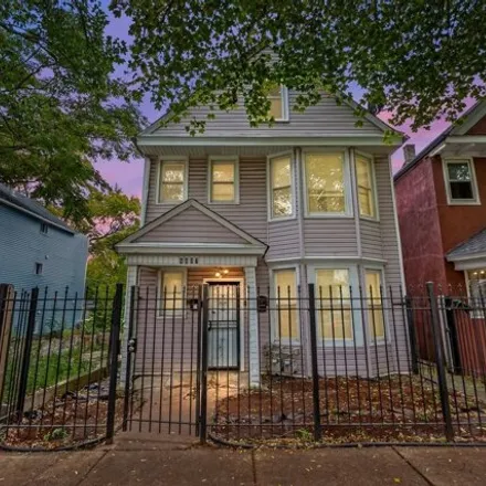 Image 1 - 8807 South Lowe Avenue, Chicago, IL 60620, USA - House for sale