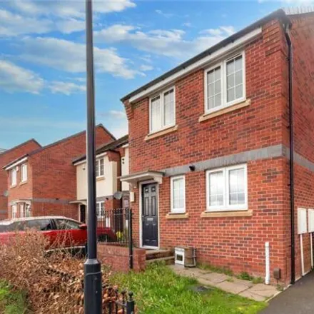 Buy this 3 bed duplex on Commercial Road in Hanley, ST1 3QR