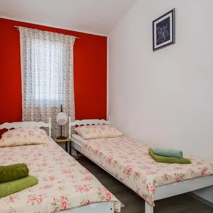 Image 6 - Grad Kaštela, Split-Dalmatia County, Croatia - House for rent