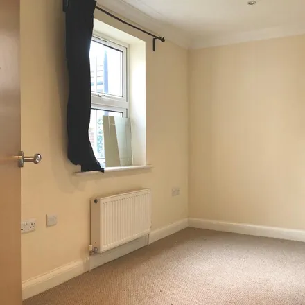 Image 7 - 8-12 Lyons Place, Hedge End, SO30 0JB, United Kingdom - Apartment for rent