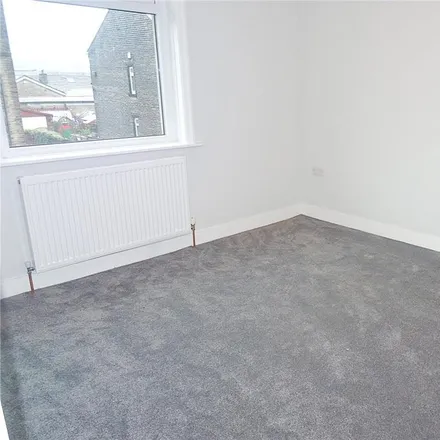 Image 5 - Ashfield, Bradford, BD4 9RL, United Kingdom - Duplex for rent