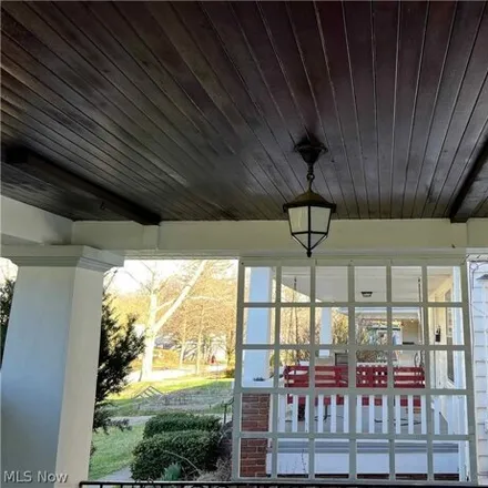 Image 3 - 3066 Kensington Road, Cleveland Heights, OH 44118, USA - House for sale