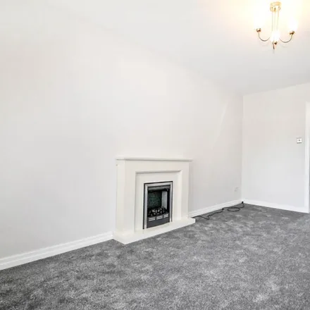 Image 2 - Leeds Road Albion Road, New Line, Bradford, BD10 9TE, United Kingdom - Townhouse for rent