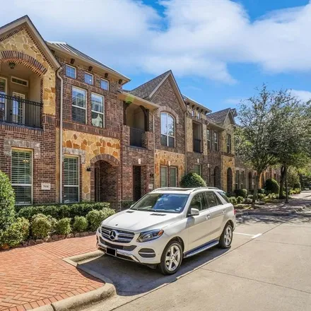 Buy this 2 bed townhouse on 7930 Osborn Parkway in Plano, TX 75024