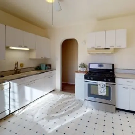 Buy this 3 bed apartment on 905 Kentucky Street Southeast in Southeast Albuquerque, Albuquerque