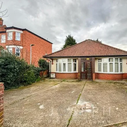 Rent this 6 bed house on 31 Gippeswyk Avenue in Ipswich, IP2 9AD