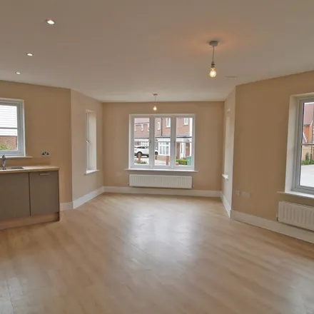 Rent this 2 bed apartment on 26 Longhurst Avenue in Wickhurst Green, RH12 1BH
